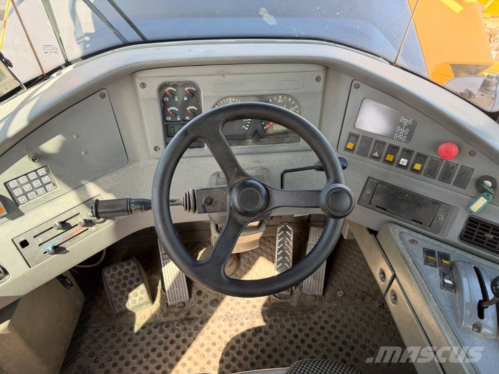 Volvo A 30 D ساحبات مفصلية