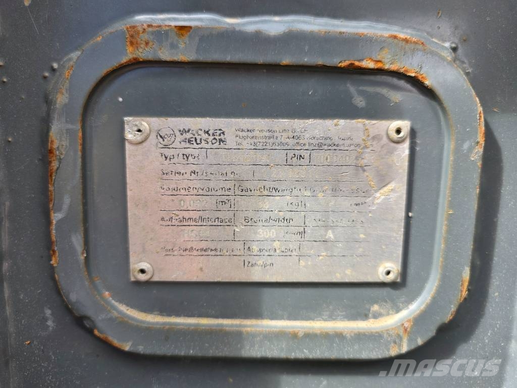 Wacker Neuson ET 16 حفارات صغيرة أقل من 7 طن (حفارات صغيرة)