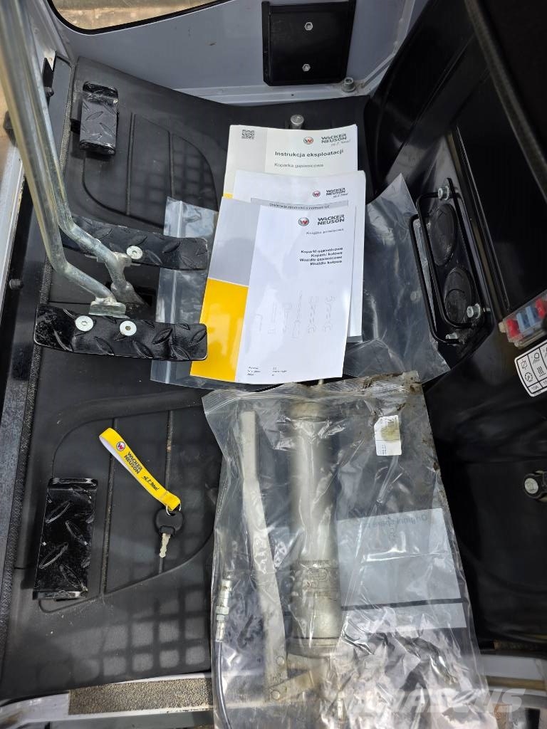 Wacker Neuson ET 16 حفارات صغيرة أقل من 7 طن (حفارات صغيرة)
