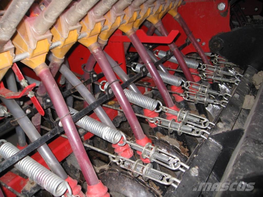 Junkkari Maestro 3000 مثاقيب مدمجة
