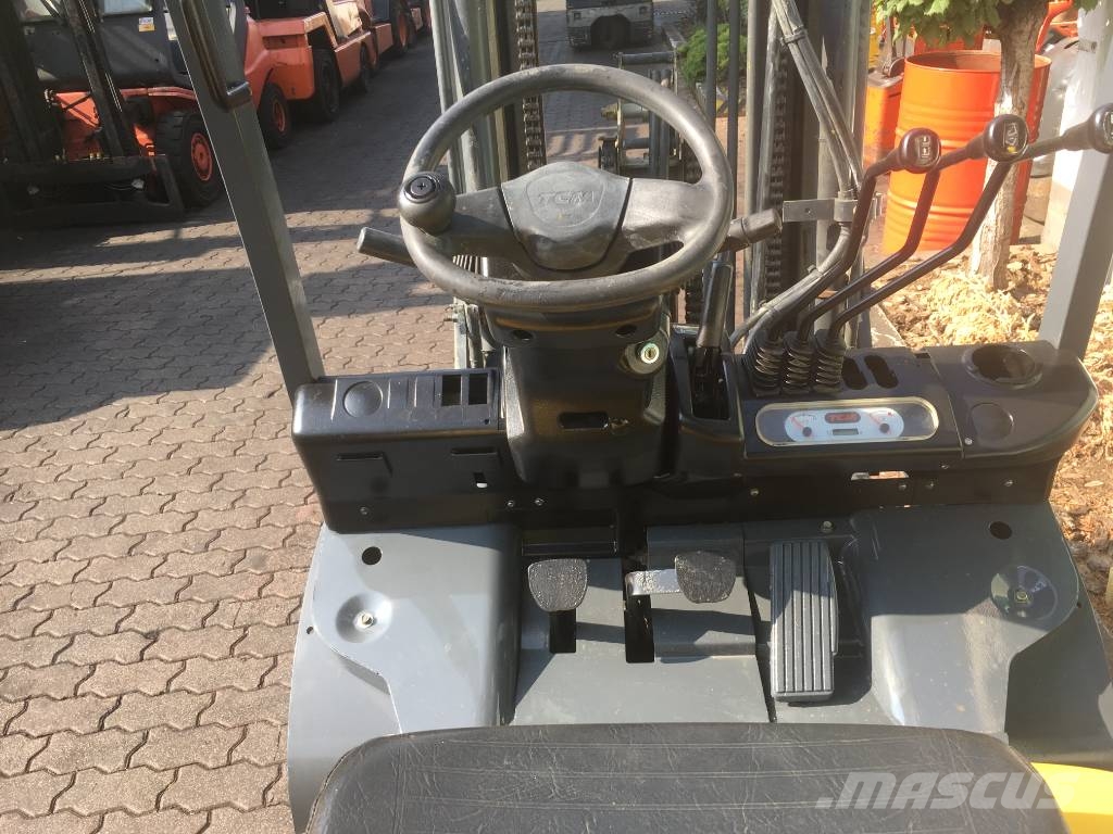 TCM FG25-T3 V-3259 OB Chariots GPL