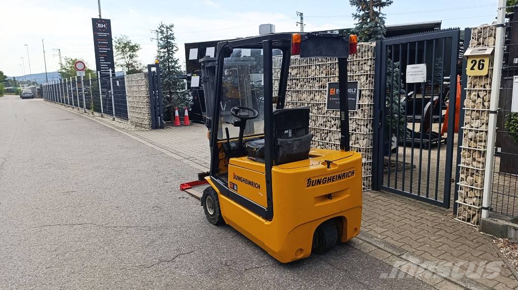 Jungheinrich EFGDH 15 E-Stapler + Ladegerät, 1,5t Tragfähigkeit Sähkötrukit