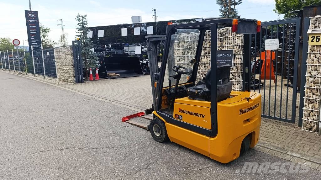 Jungheinrich EFGDH 15 E-Stapler + Ladegerät, 1,5t Tragfähigkeit Sähkötrukit