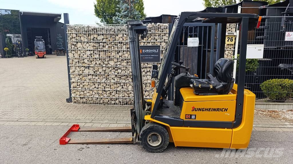 Jungheinrich EFGDH 15 E-Stapler + Ladegerät, 1,5t Tragfähigkeit Sähkötrukit