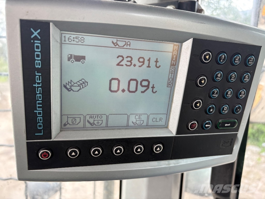 CAT 938 M Gumikerekes homlokrakodók