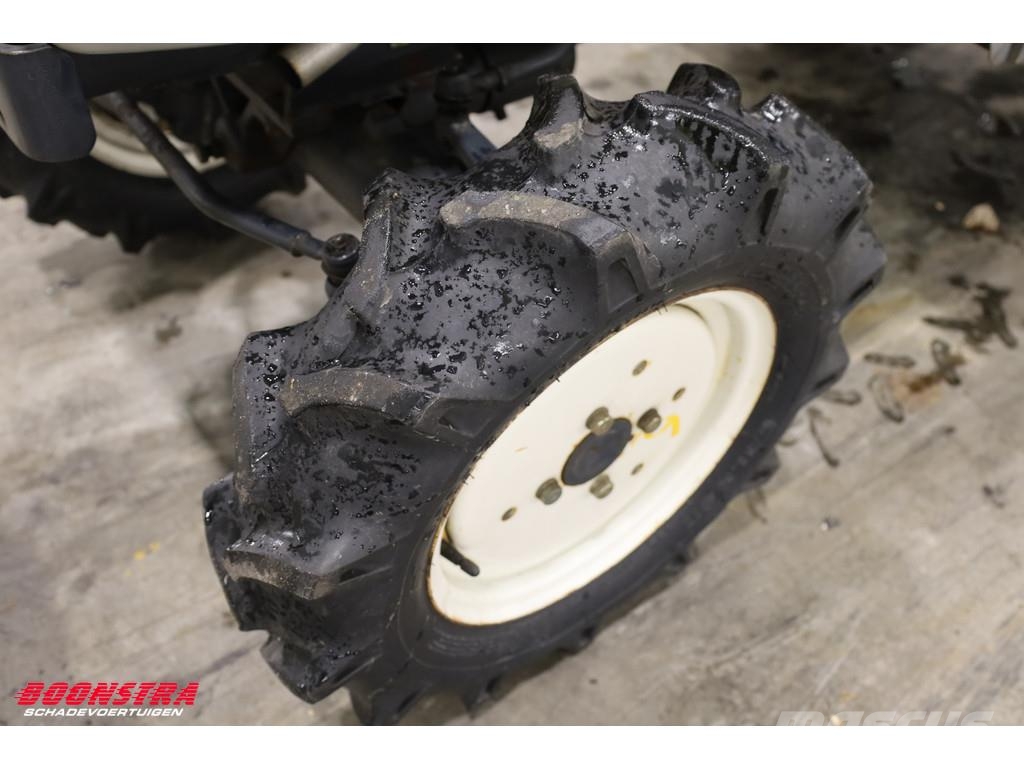 Iseki TM15 11 KW Minitraktor + Frees 419 Uur Tractors