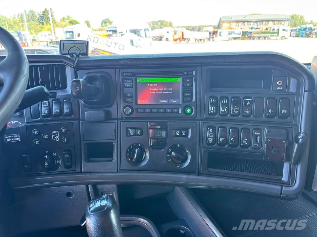 Scania R 490 8x4 + Släpet Smemax 2 axle FOREST MACHINE TR Kokvedēji