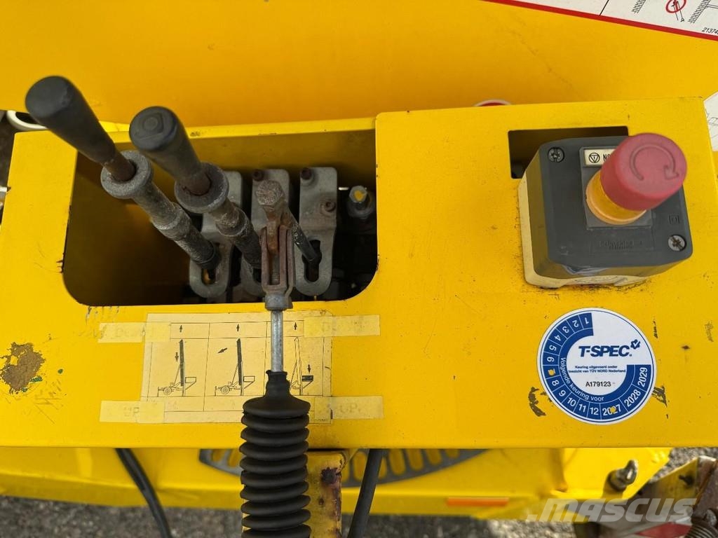 Paus ASA 33 WH - LIFT 33 METER - TÜV UNTILL 07/2027 المنصات الهوائية المثبتة على مقطورة