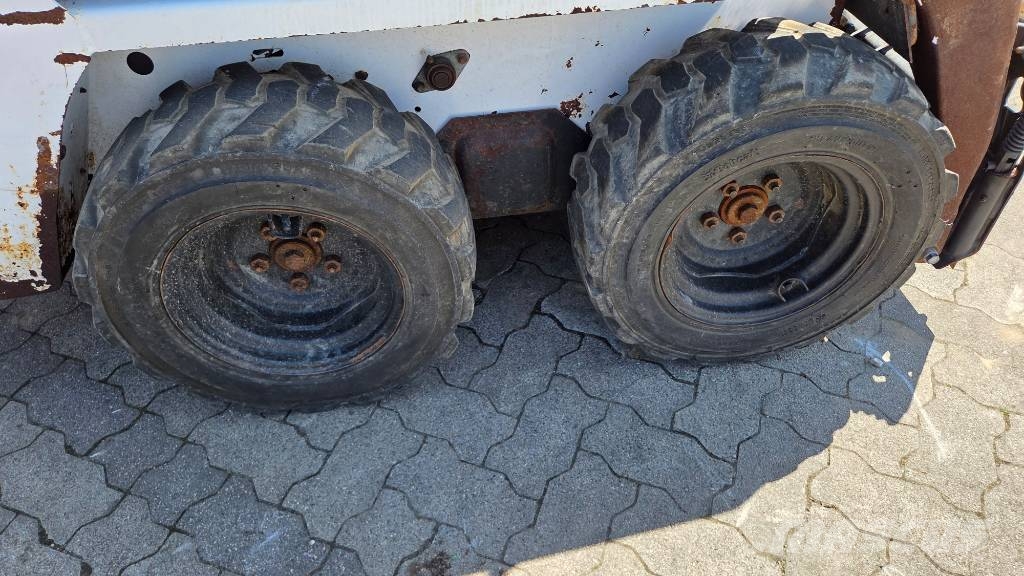 Bobcat S 70 Kompaktrakodók