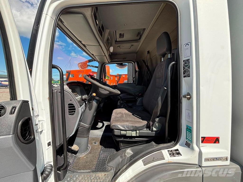 Mercedes-Benz Atego 818 4x2 BOX L=6076 mm Umpikorikuorma-autot