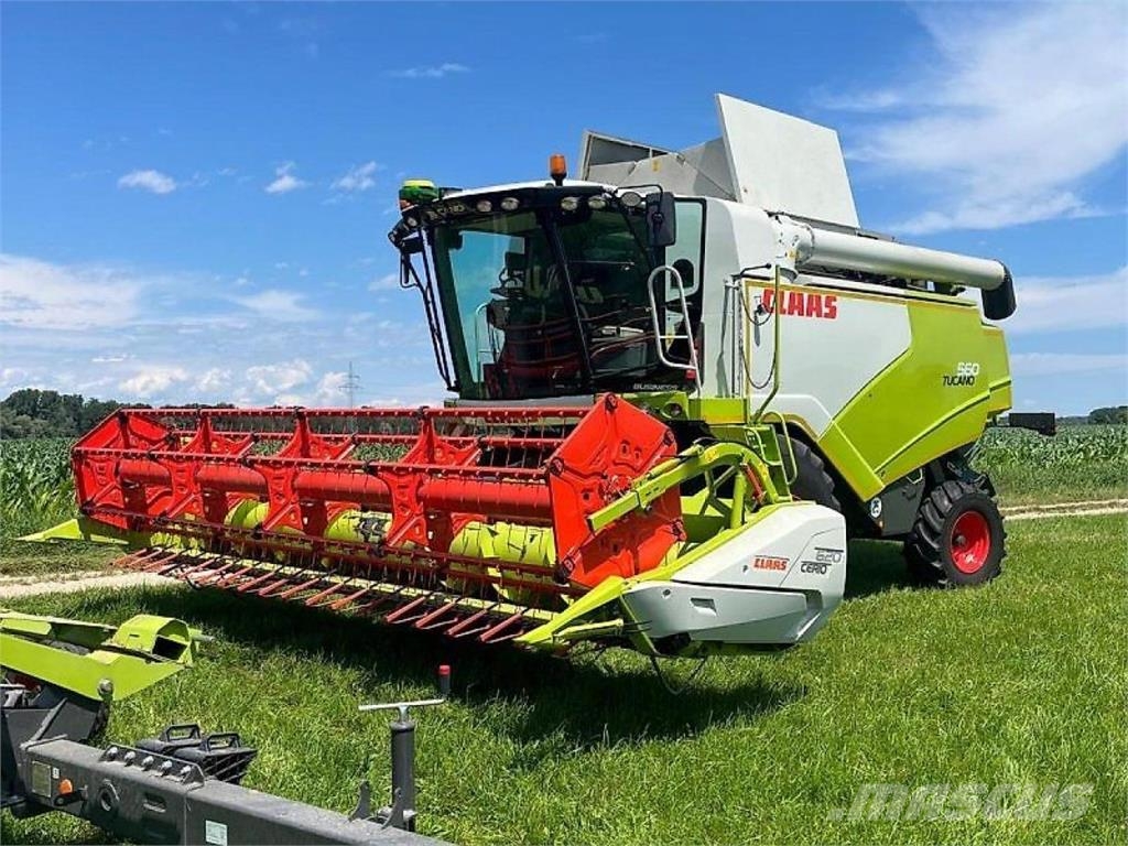 CLAAS Tucano 560 APS Hybrid Skördetröskor