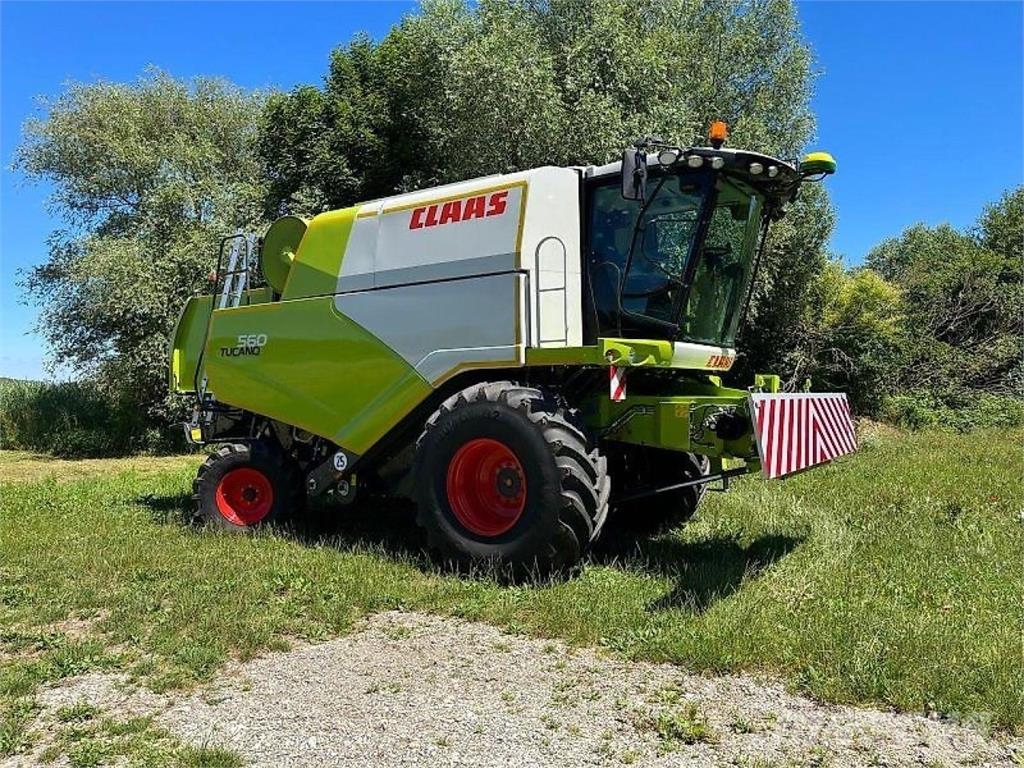 CLAAS Tucano 560 APS Hybrid Skördetröskor