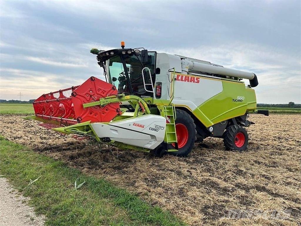 CLAAS Tucano 560 APS Hybrid Skördetröskor
