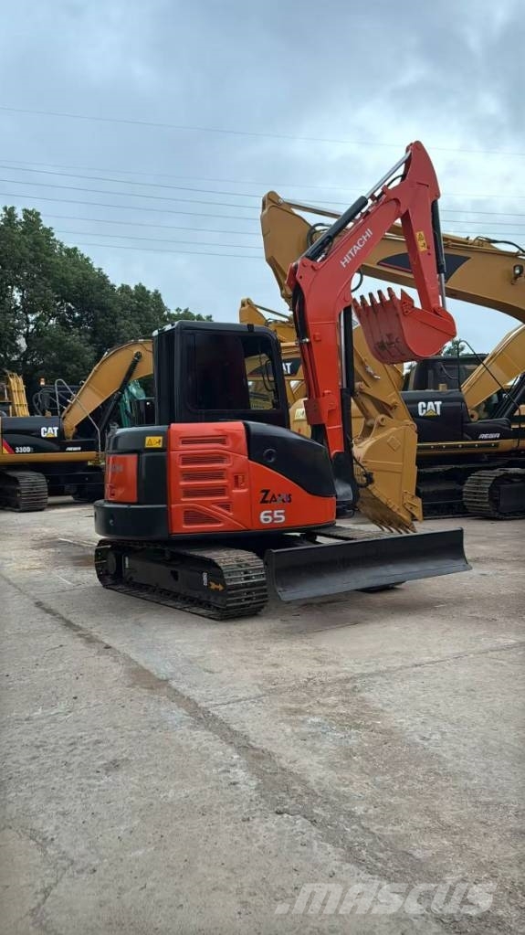 Hitachi ZX 65 Mini bageri <7t