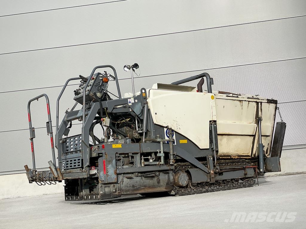 Vögele SUPER 800 Машини за асфалт