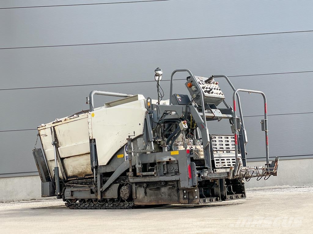 Vögele SUPER 800 Машини за асфалт