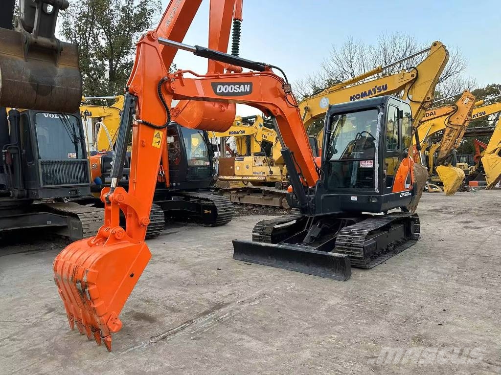Doosan DX 60-9 C Mini ekskavatori < 7 t