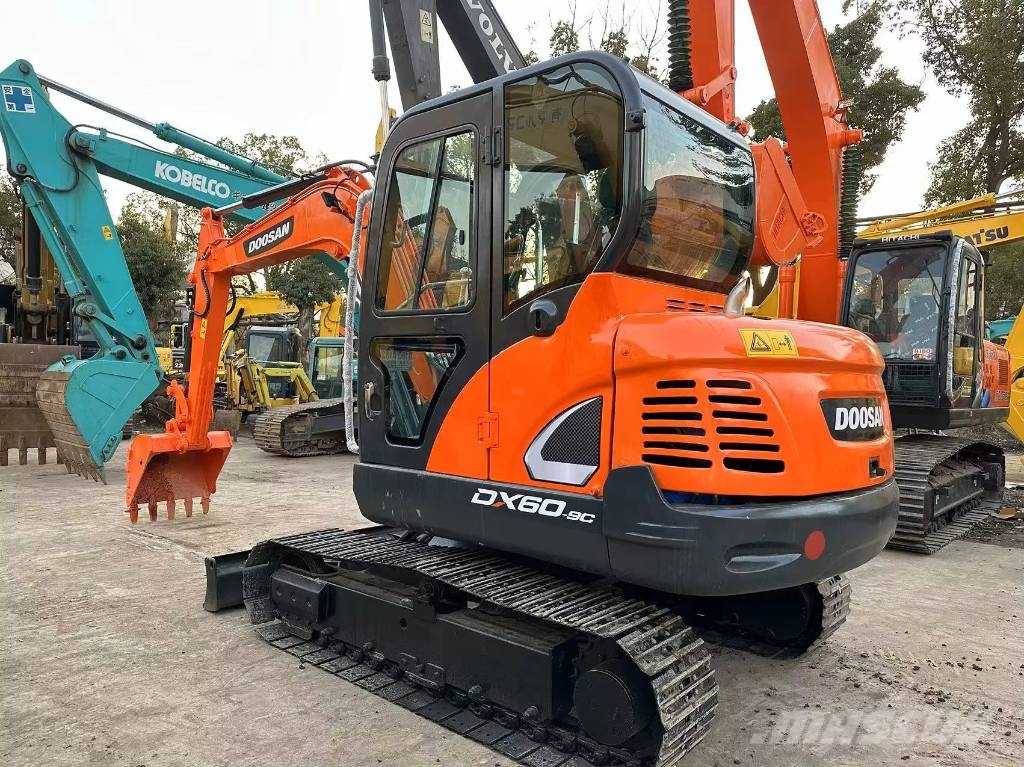 Doosan DX 60-9 C Mini ekskavatori < 7 t