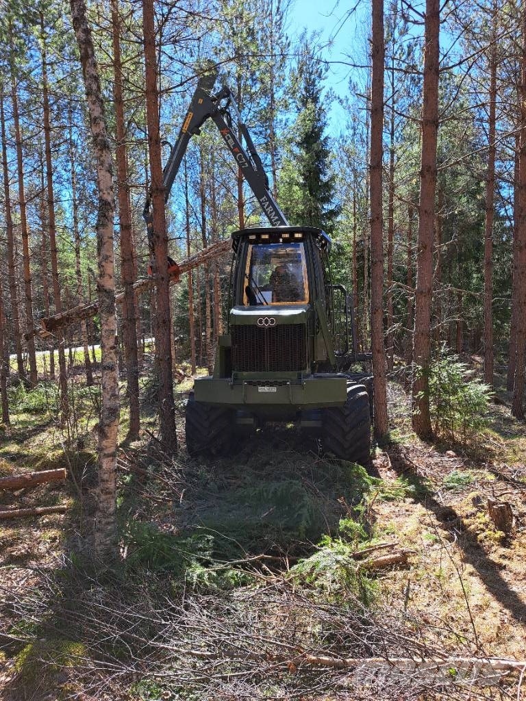 Farma LF8 Forwarders