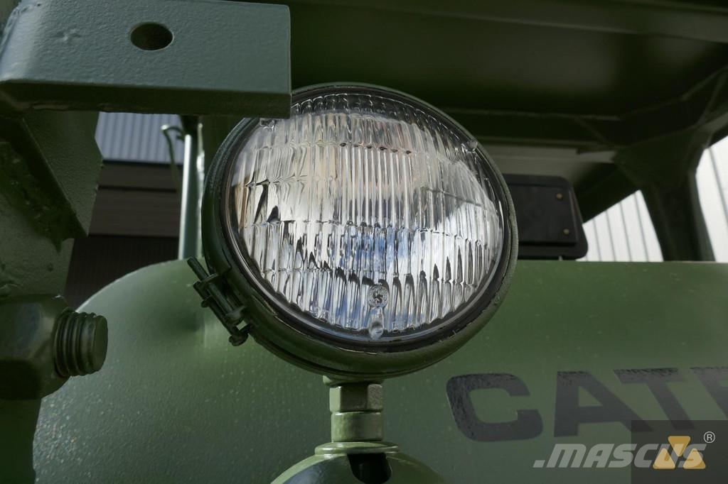 CAT D7F Ex-army Buldožeri guseničari