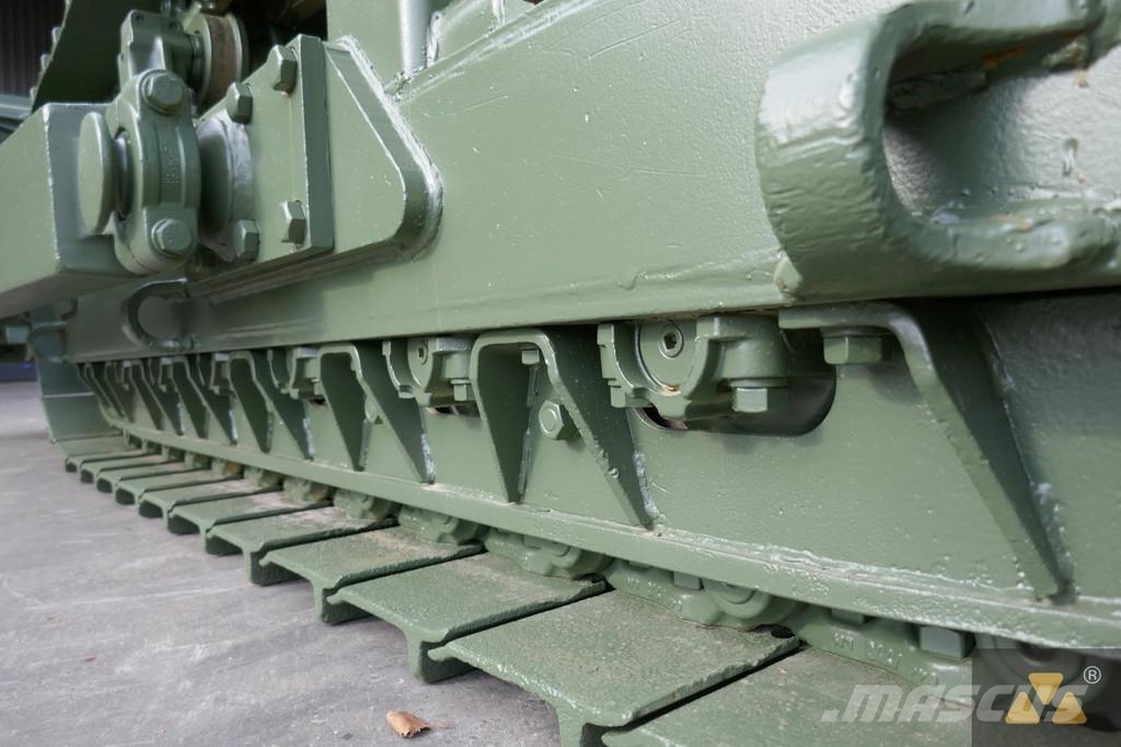 CAT D7F Ex-army Buldožeri guseničari