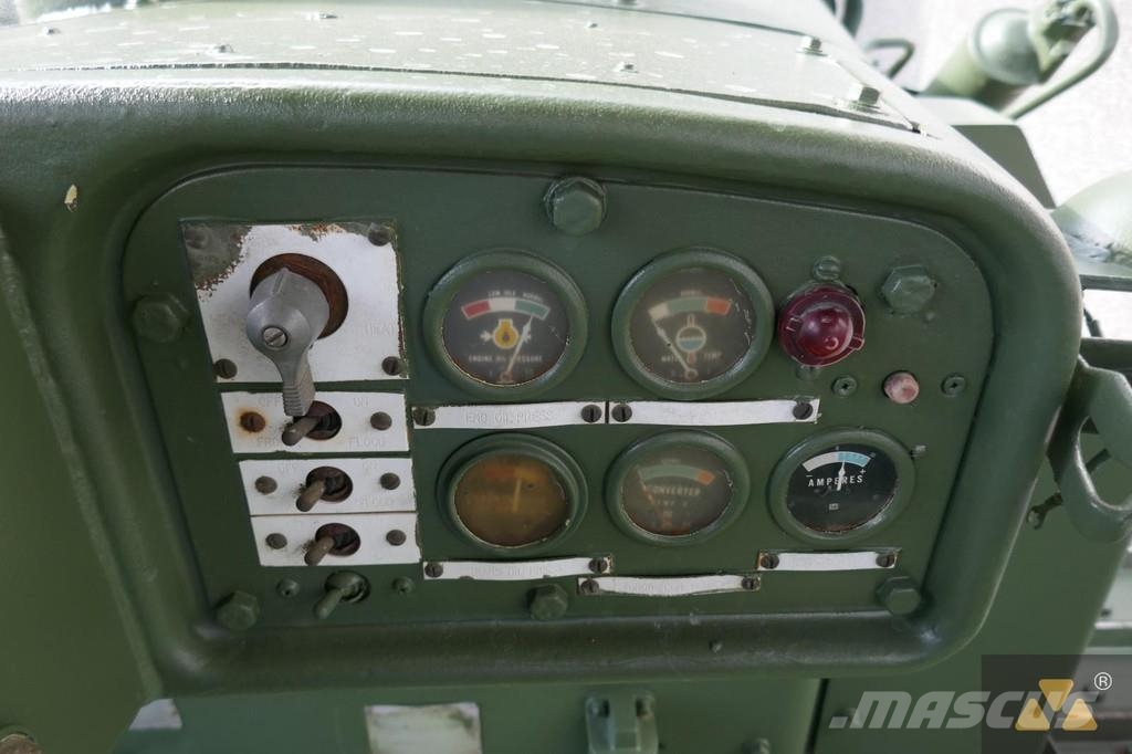 CAT D7F Ex-army Buldožeri guseničari