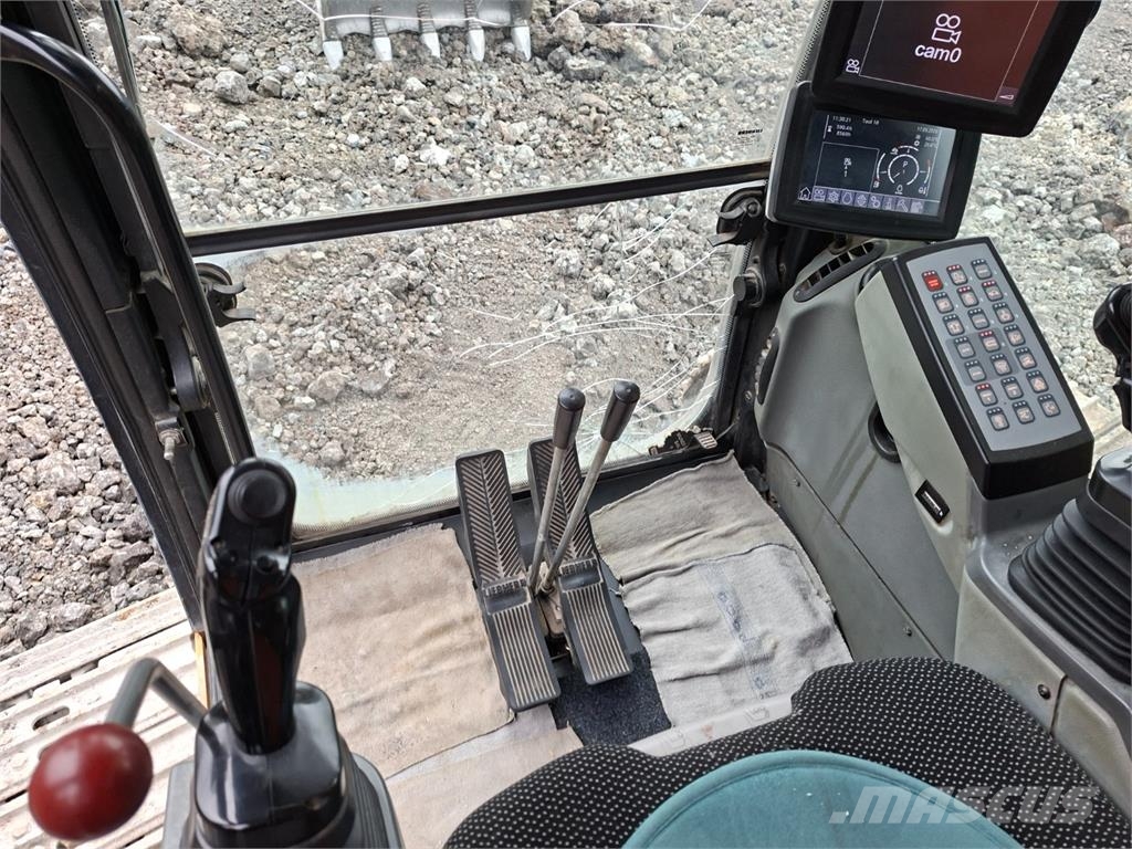 Liebherr R 926 LC Iné