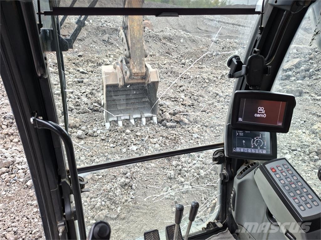 Liebherr R 926 LC Iné
