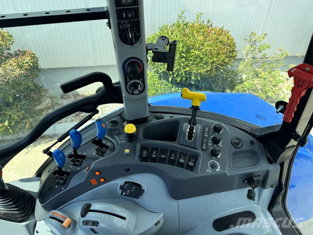 New Holland T 5.120 EC Traktorer