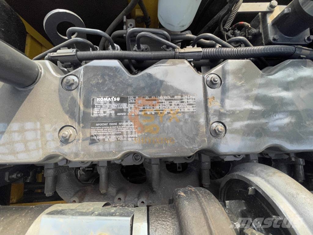 Komatsu PC 200-8 Гусеничні екскаватори