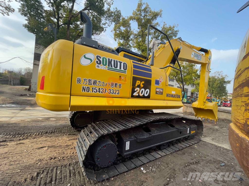 Komatsu PC 200-8 Гусеничні екскаватори