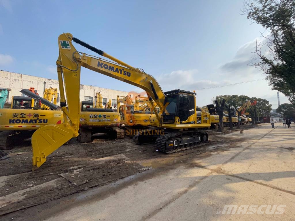 Komatsu PC 200-8 Гусеничні екскаватори