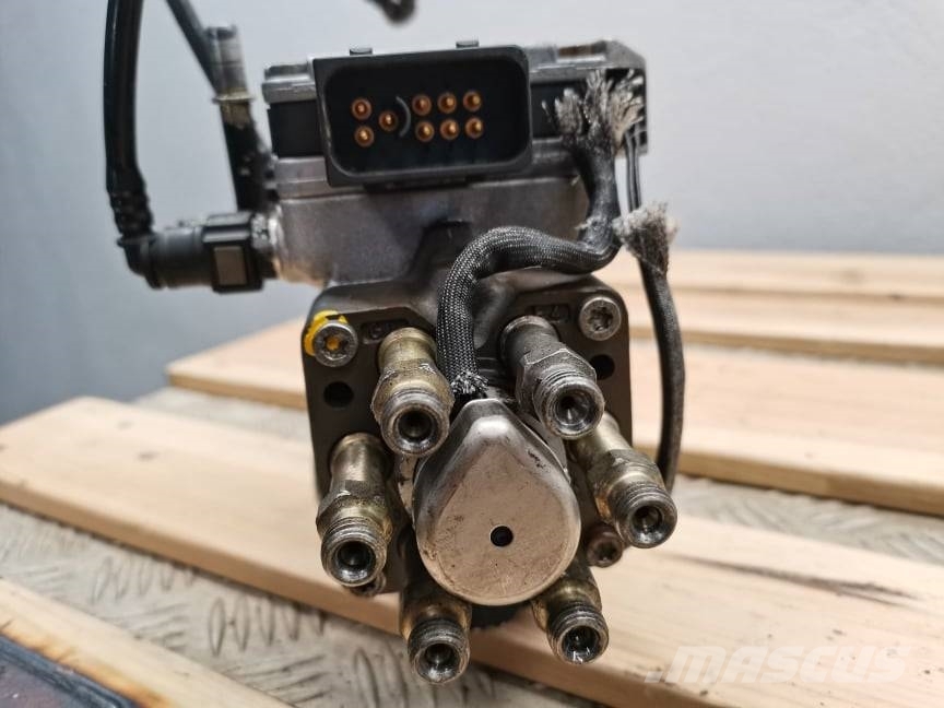 Case IH MXM 175 {Bosch WDX VP30} injection pump Двигуни