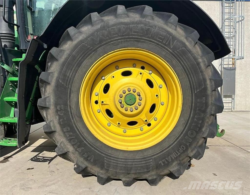 John Deere 7310R Traktorji