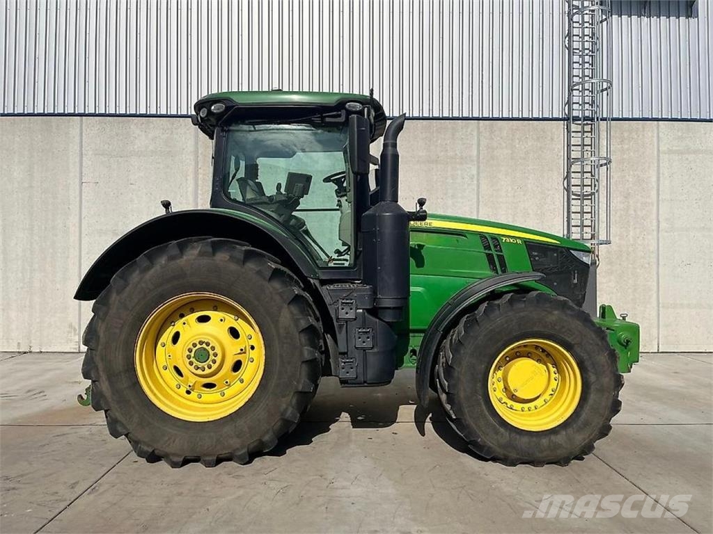 John Deere 7310R Traktorji