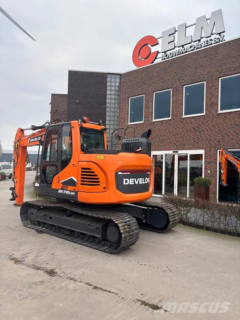 Doosan Develon DX140LCR-7 Excavadoras sobre orugas