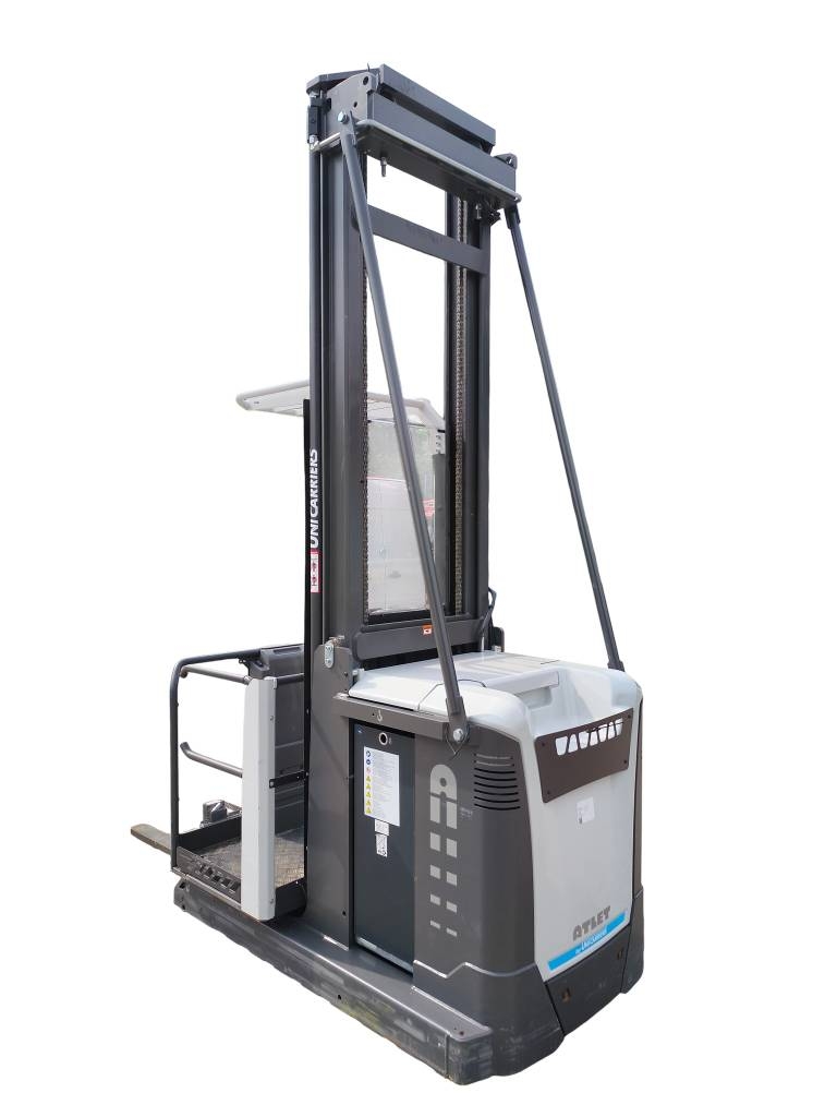 UniCarriers EPM 100 Orderpicker voor hoog niveau