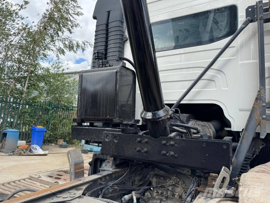Volvo FMX 420 傾卸式卡車