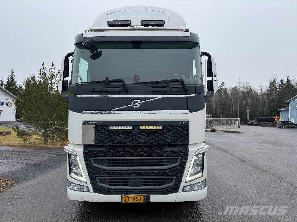 Volvo FH 500 i-Safe Containerframe/Skiploader trucks