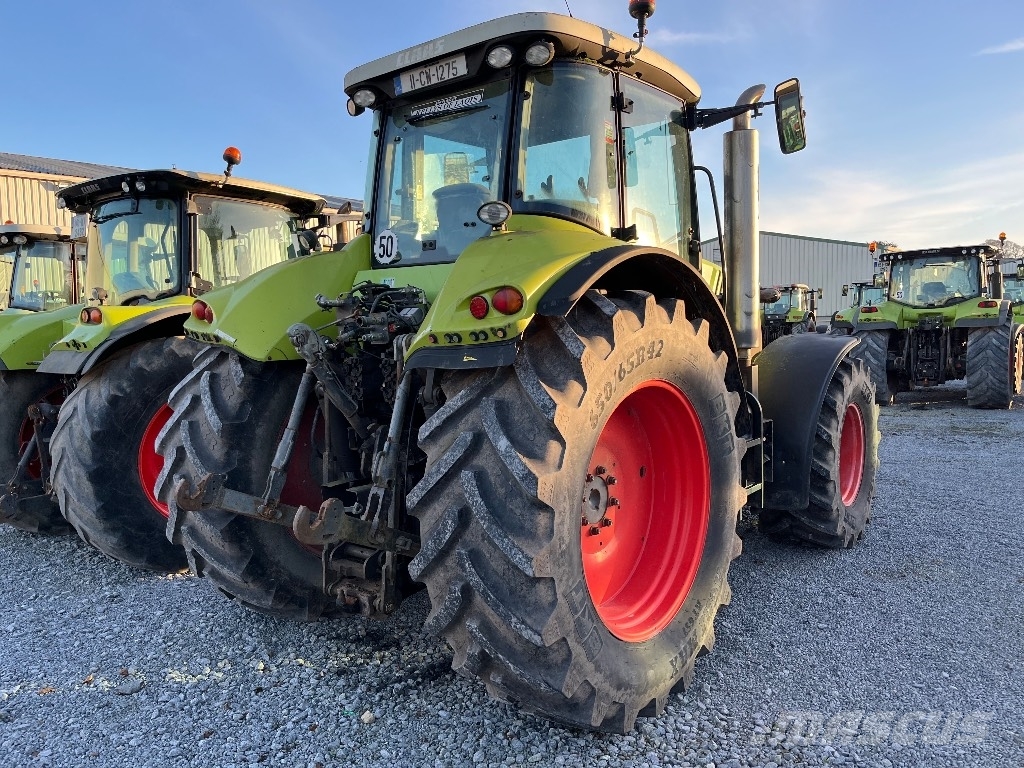 CLAAS Axion 820 Cmatic Tractors