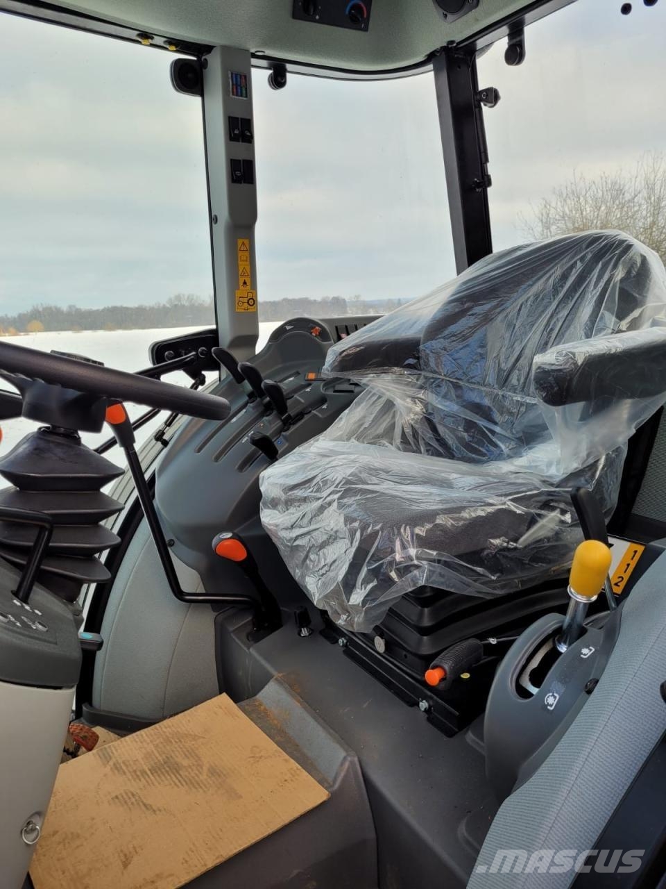 CLAAS Elios 210 트랙터