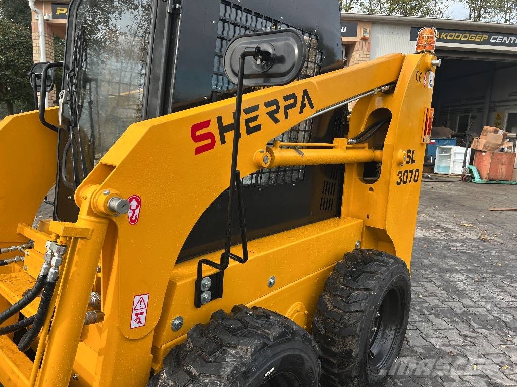 Sherpa SL3070 Klíma! csúszókormányzású rakodó ÚJ! Porta-ferramentas
