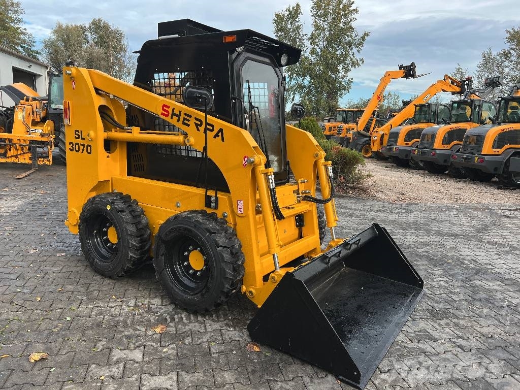Sherpa SL3070 Klíma! csúszókormányzású rakodó ÚJ! Porta-ferramentas