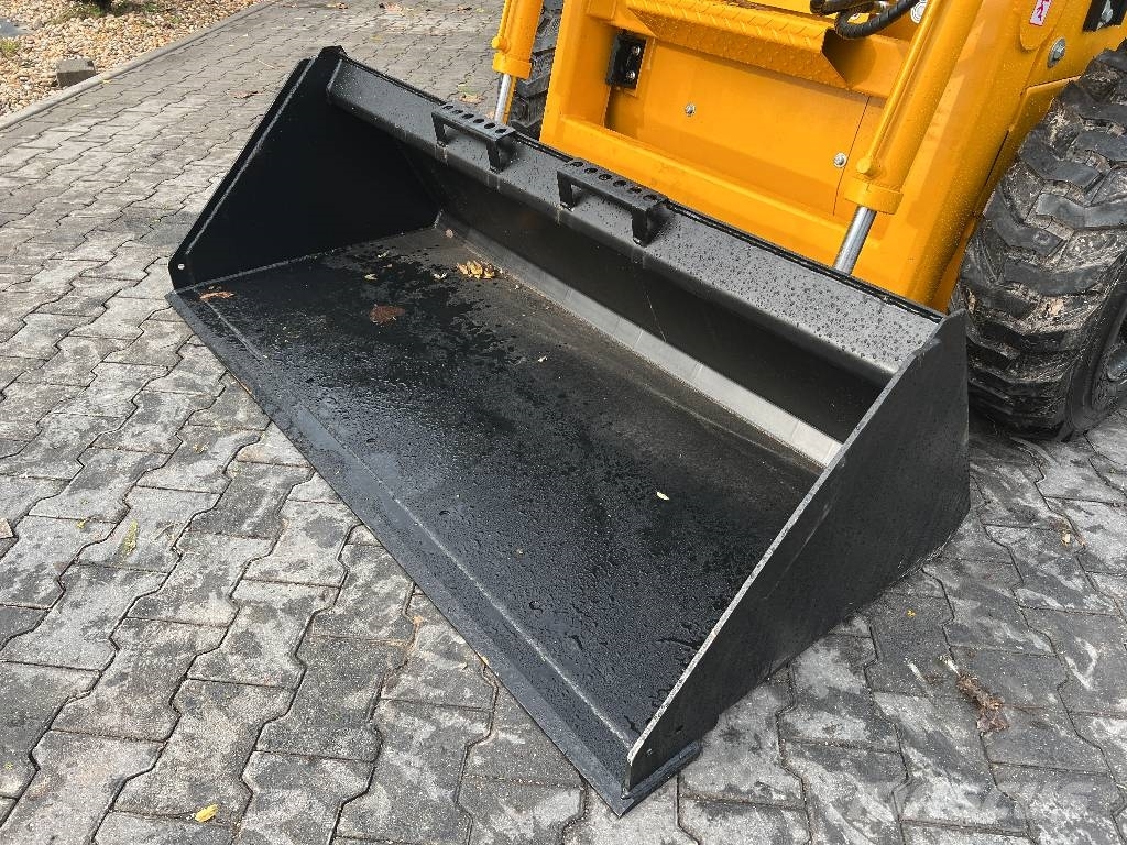 Sherpa SL3070 Klíma! csúszókormányzású rakodó ÚJ! Porta-ferramentas
