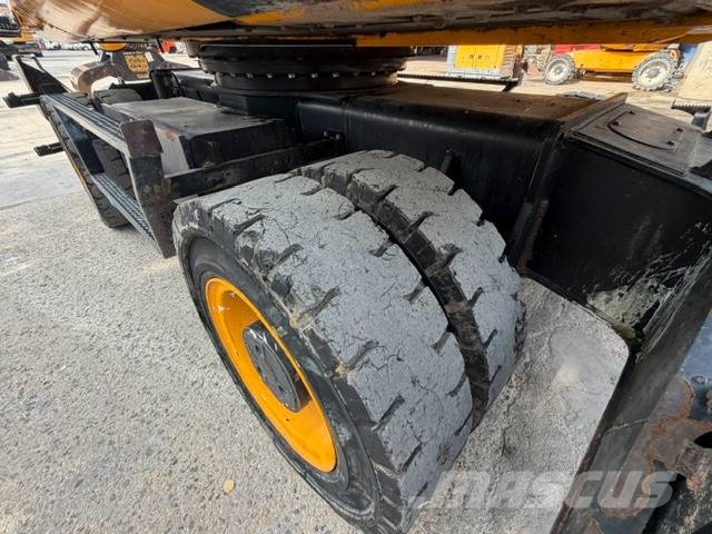 JCB JS 20 MH Bagri za prekladanje primarnih/sekundarnih surovin