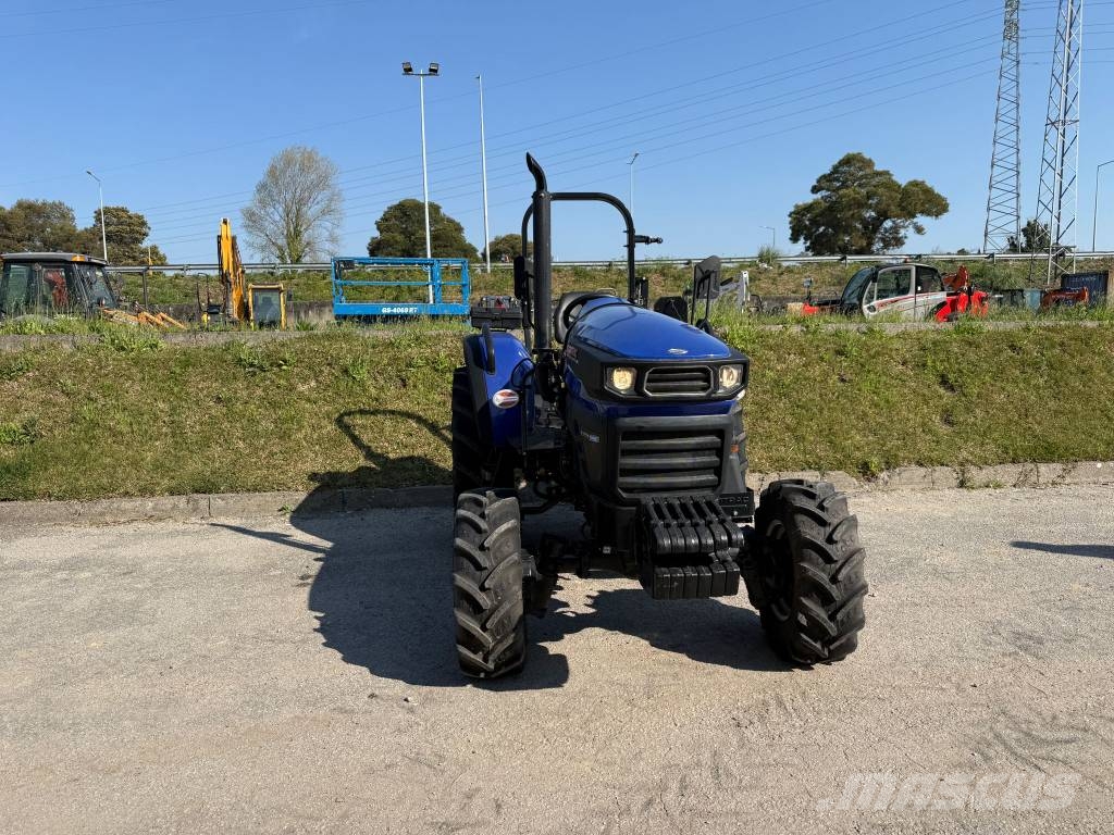 Farmtrac FT6050 - 50cv Traktorer