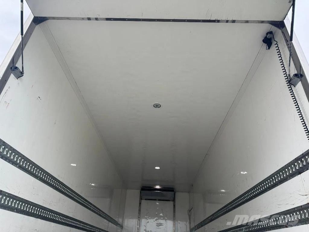 Volvo FE 250 4X2 - EURO 6 + THERMOKING T-500R + DHOLLAND Camiones con temperatura controlada