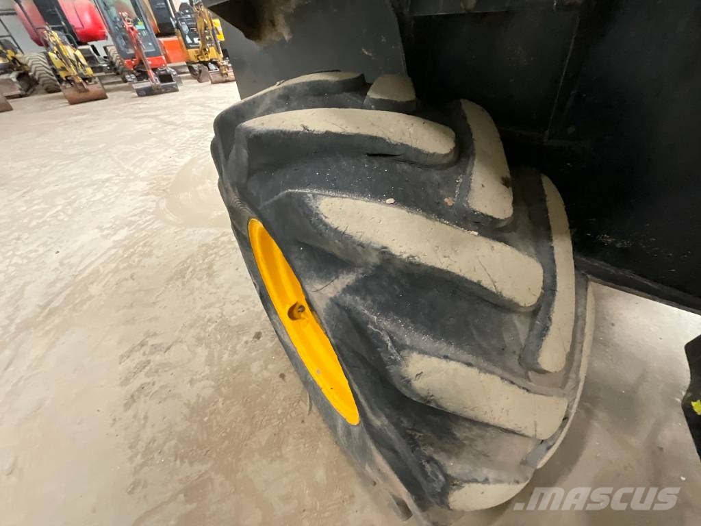 JCB 6 TST عربات نقل قلابة للمواقع