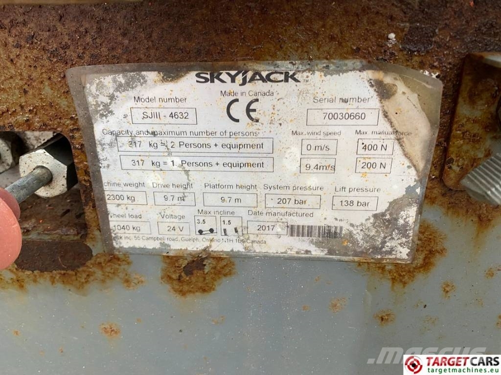 SkyJack SJIII-4632 Electric 4632 Scissor Work Lift 1170cm Nůžková zvedací plošina