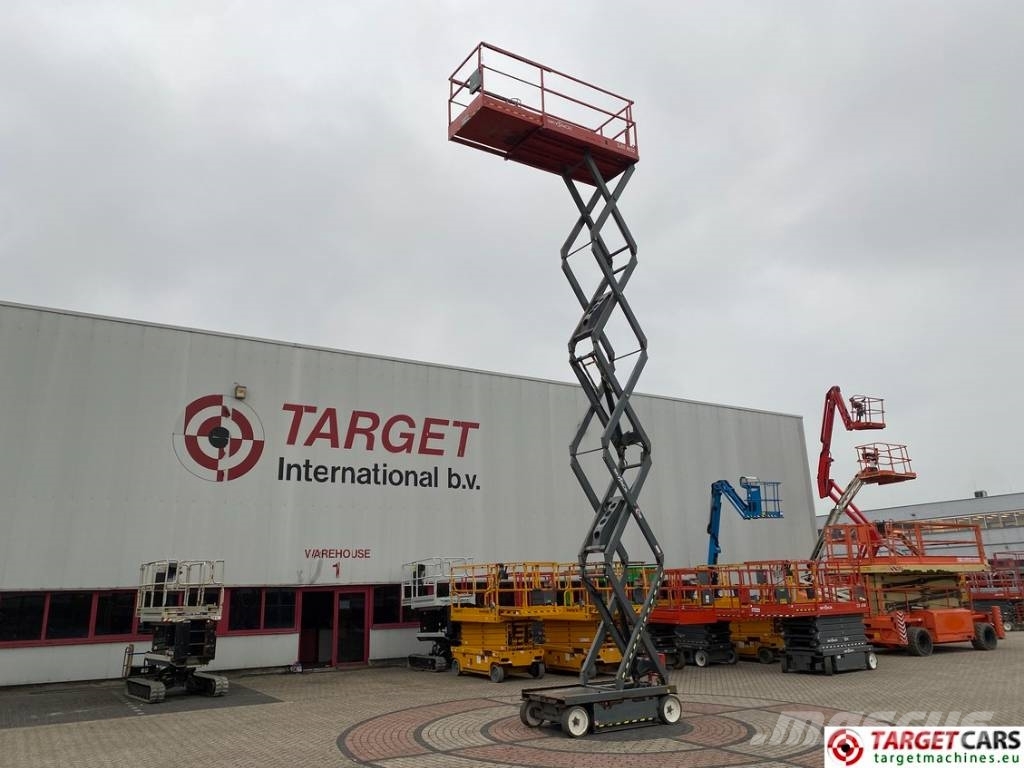 SkyJack SJIII-4632 Electric 4632 Scissor Work Lift 1170cm Nůžková zvedací plošina